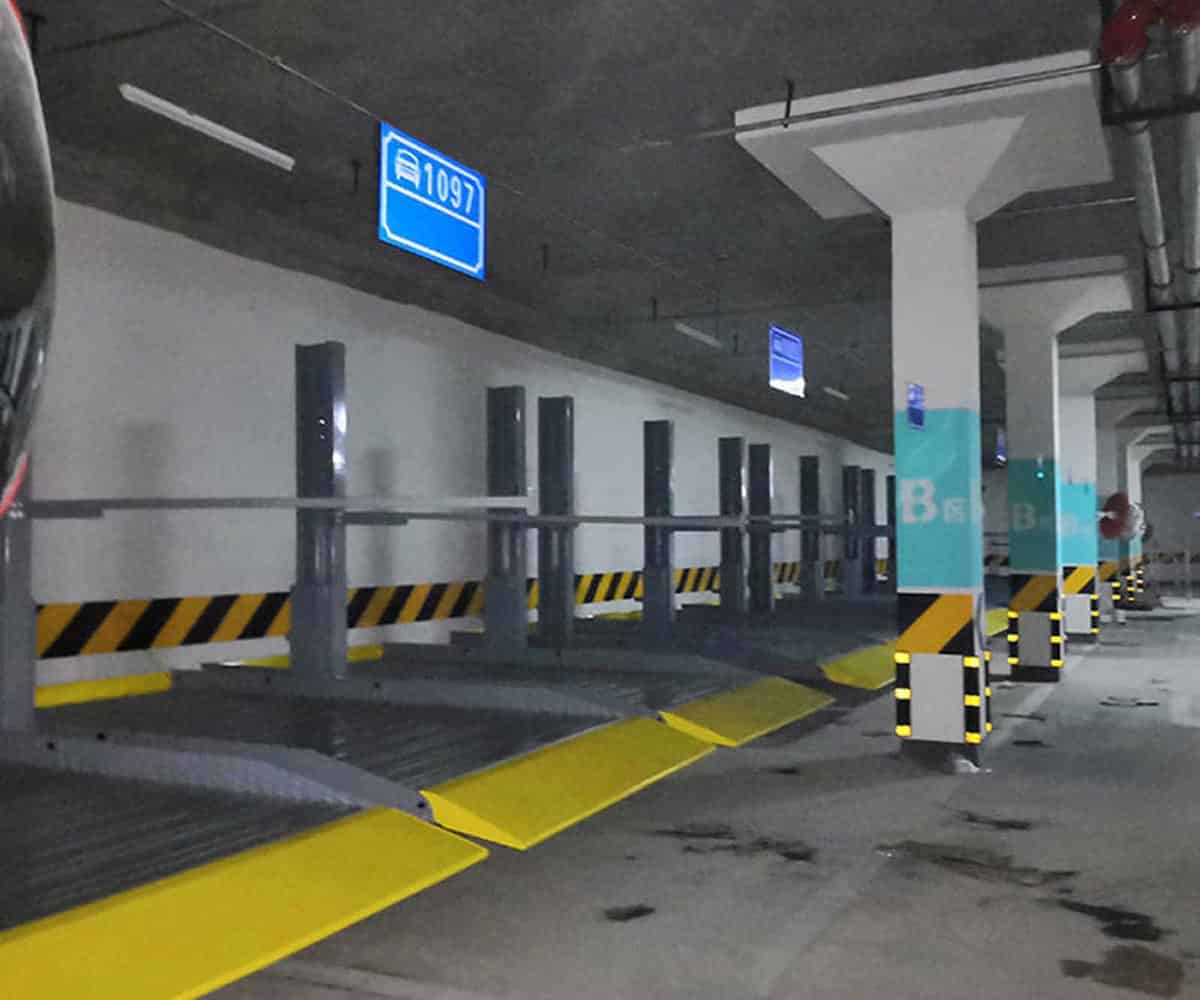 雙柱簡易升降機(jī)械立體車庫回收.jpg